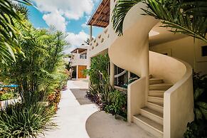 Blue Palm Bacalar