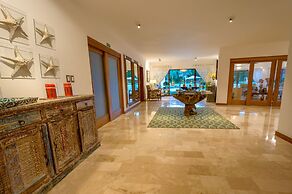 Luxurious 5-bdr villa at Casa de Campo