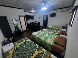 Hotel Garcias Suites