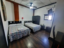 Hotel Garcias Suites