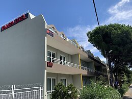 Talen Otel