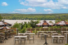 Au Sommet du Lac Magog