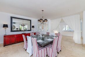 Luxury 2-level villa in Punta Cana