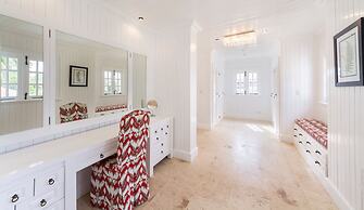 Luxury 2-level villa in Punta Cana