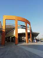 L'opera Deluxe Hotel