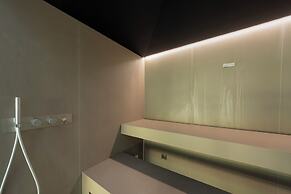 Active Alm Hotel