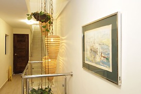 Studio 27