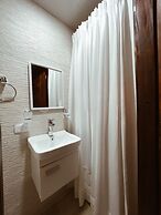 Studio 27