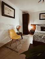 Studio 27