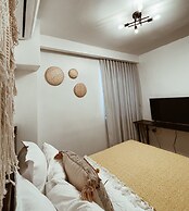 Studio 27