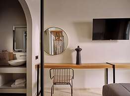 Nikon Boutique Hotel