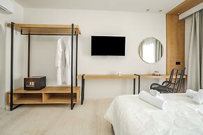 Nikon Boutique Hotel