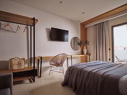Nikon Boutique Hotel