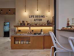 Nikon Boutique Hotel