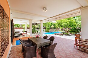 Captivating 3-bed Villa in Muang Pattaya