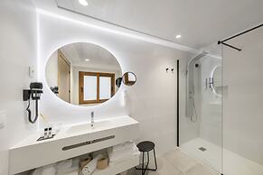 Odyssey Rooms