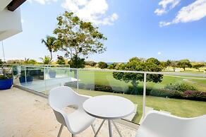 Private Villa with Pool and Golf Cart
