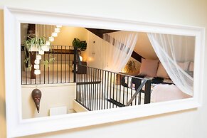The Loft 2BR Duplex 82 Cathedral Cardiff Parking