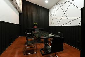 D la Torre Hotel