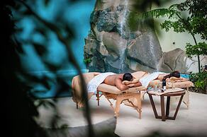 P V South Shore Luxury Accommodations