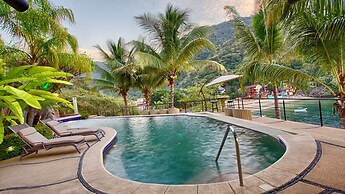 P V South Shore Luxury Accommodations