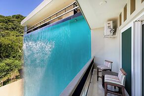 P V South Shore Luxury Accommodations