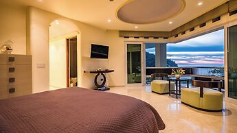 P V South Shore Luxury Accommodations