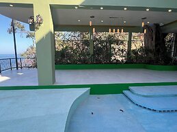 P V South Shore Luxury Accommodations