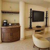 P V South Shore Luxury Accommodations