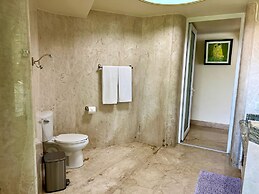 P V South Shore Luxury Accommodations