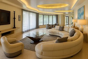 P V South Shore Luxury Accommodations