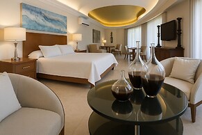 P V South Shore Luxury Accommodations