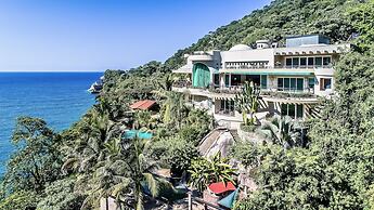 P V South Shore Luxury Accommodations