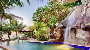 P V South Shore Luxury Accommodations