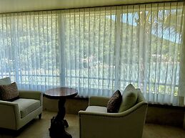 P V South Shore Luxury Accommodations