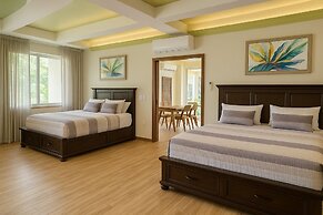P V South Shore Luxury Accommodations