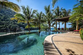 P V South Shore Luxury Accommodations