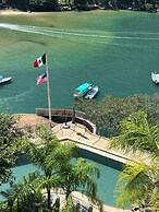 P V South Shore Luxury Accommodations