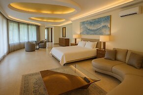 P V South Shore Luxury Accommodations