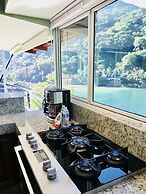 P V South Shore Luxury Accommodations