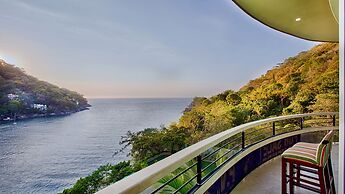 P V South Shore Luxury Accommodations