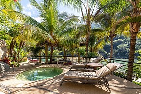 P V South Shore Luxury Accommodations