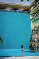 P V South Shore Luxury Accommodations