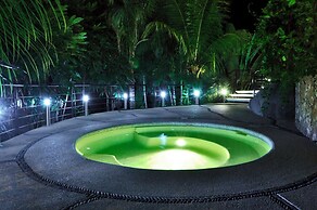 P V South Shore Luxury Accommodations