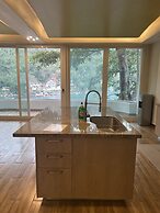 P V South Shore Luxury Accommodations