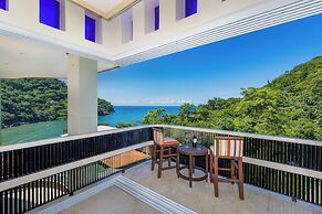 P V South Shore Luxury Accommodations