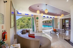 P V South Shore Luxury Accommodations