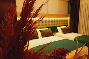 Dinamik Otel