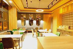 Dinamik Otel