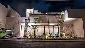 Moonshine Tulum Hotel